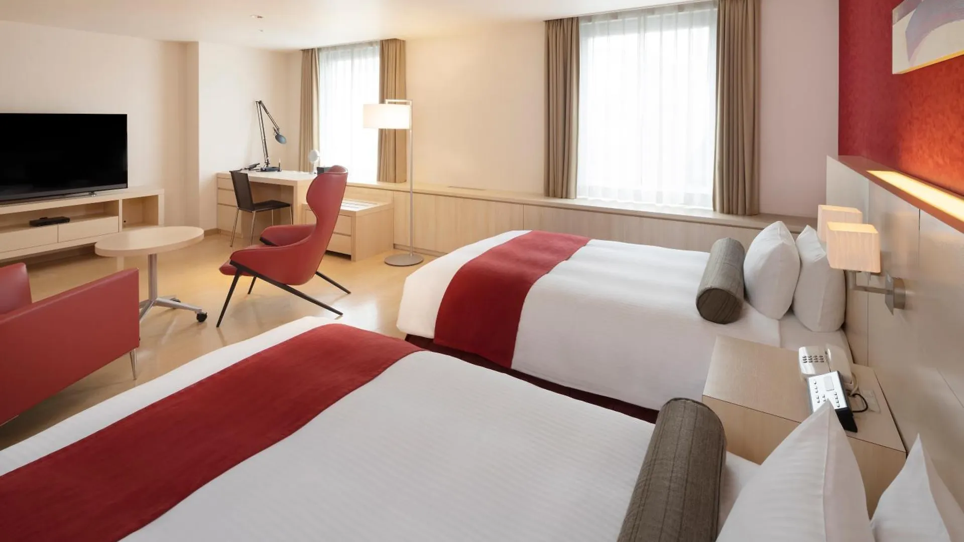 Sapporo Grand Hotel 5*,
